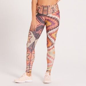 Niyama sol traveler endless leggings in XS